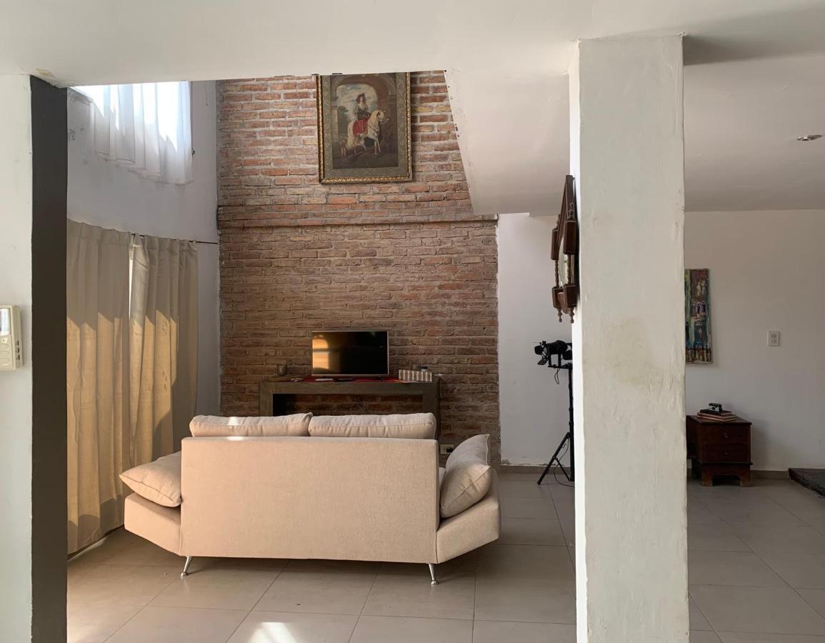 Hermoso Duplex Interno En La Mejor Zona De Mendoza Luaran gambar