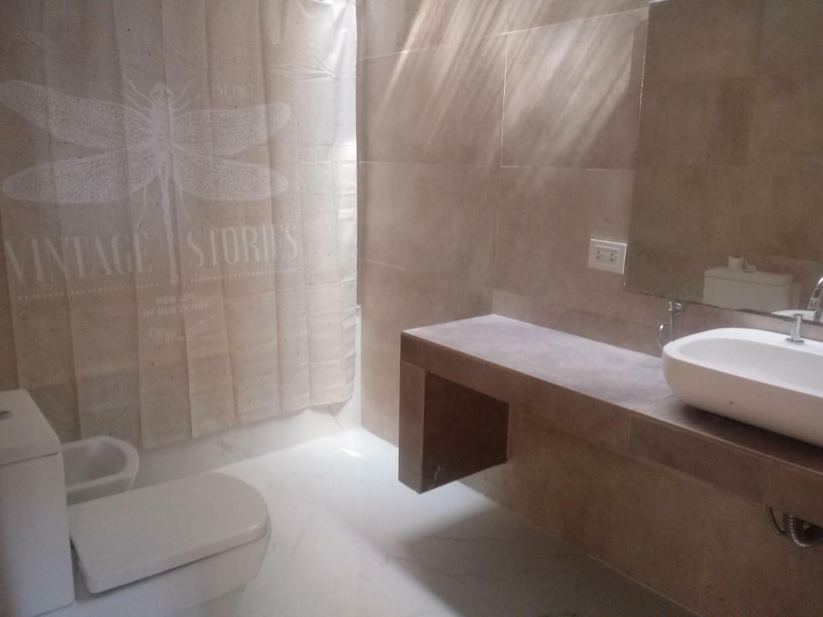 Hermoso Duplex Interno En La Mejor Zona De Mendoza Luaran gambar